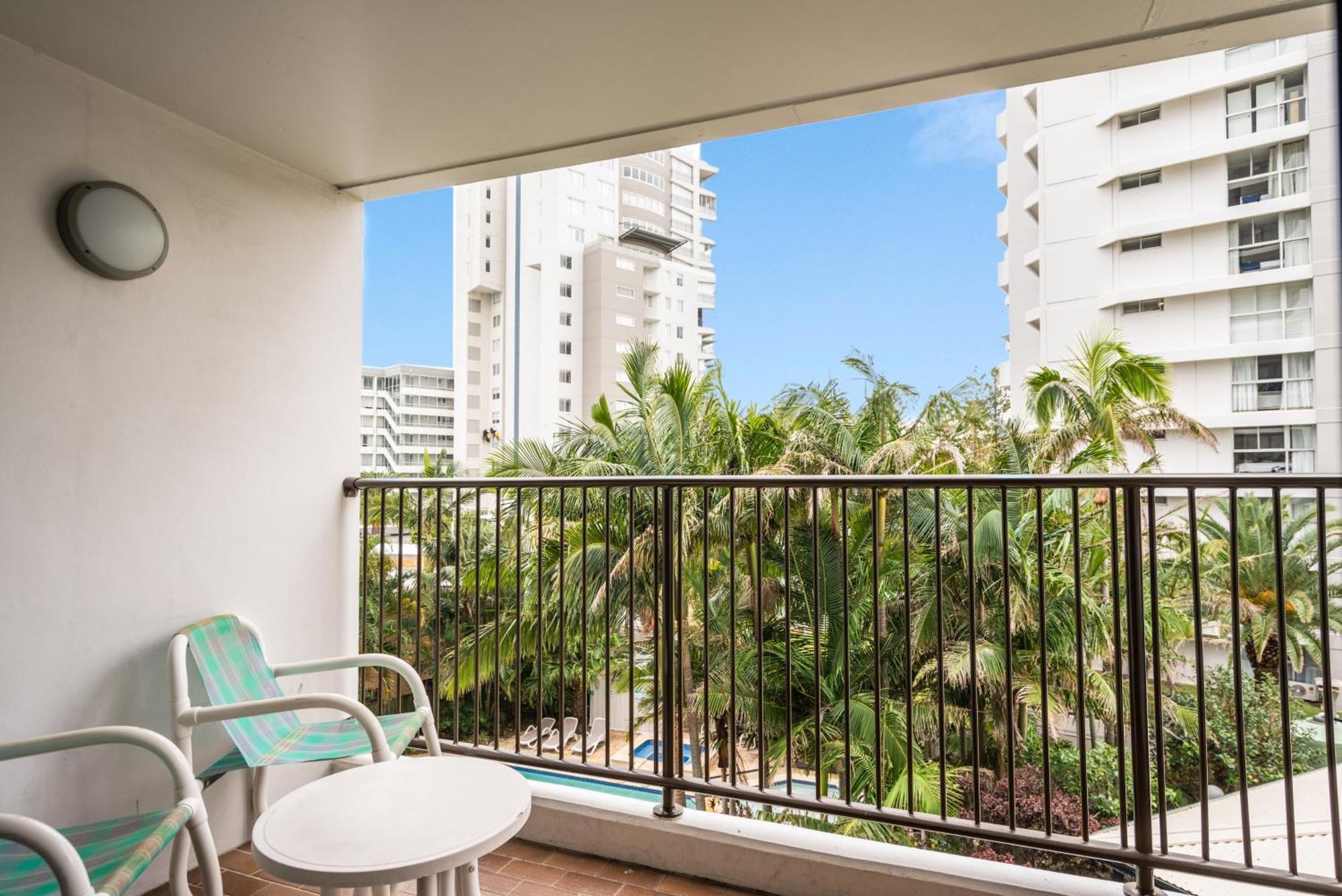 Horizons Holiday Apartments - Official Gold Coast Exterior photo